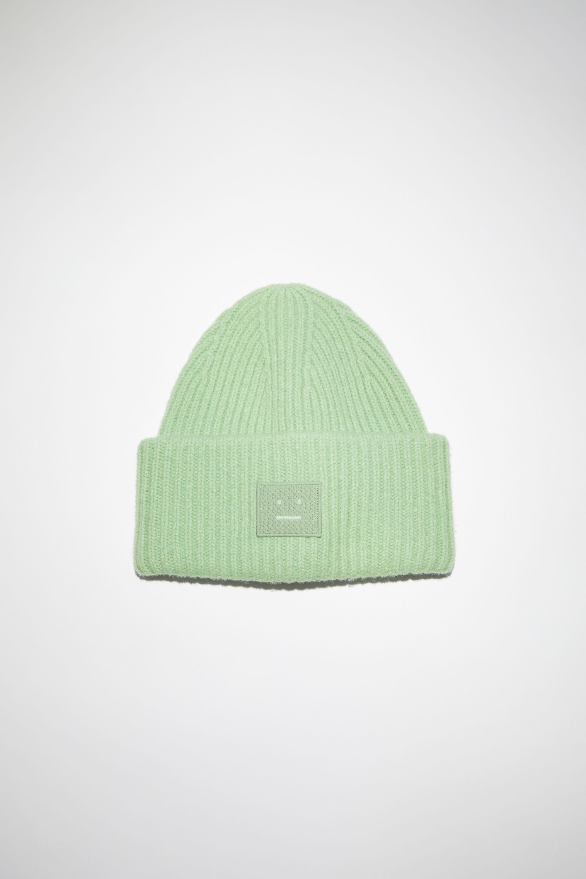 Large face logo beanie