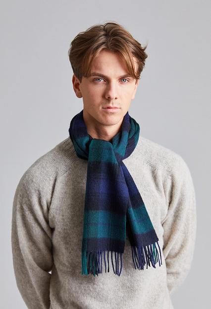 Amanda Christensen Classic Woven Scarf in Tartan Check Black