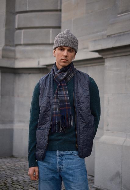 Barbour Polarquilt Waistcoat/Zip-In Liner Navy