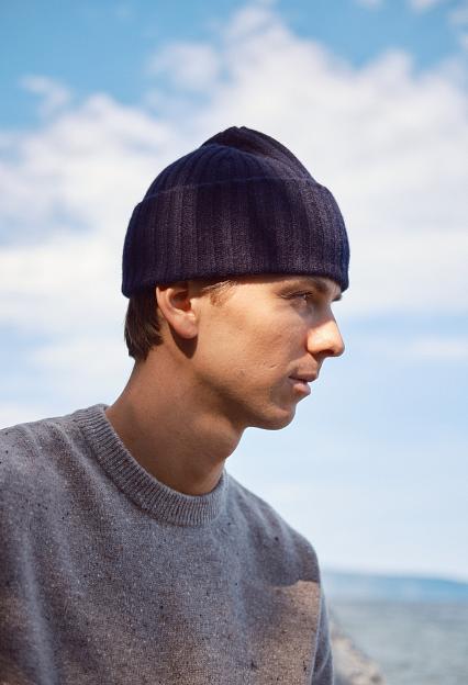 Drakes Lambswool Ribbed Knit Beanie Navy