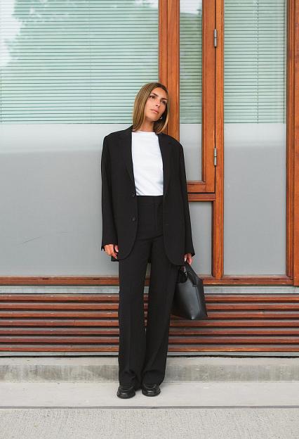 Filippa K Relaxed Suit Black 