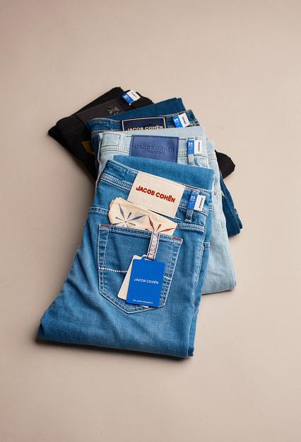 Jacob Cohën Bard 688 Light Blue Wash