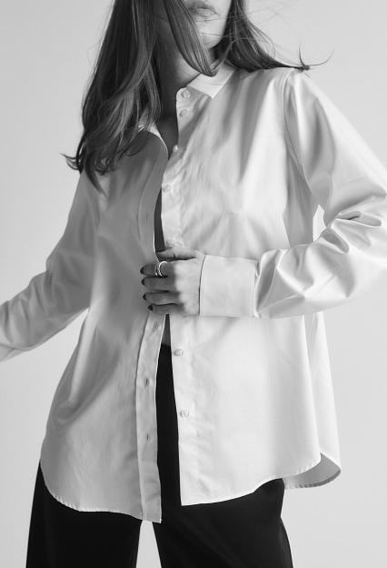 Julie Josephine A-Shape Oversized Shirt White 