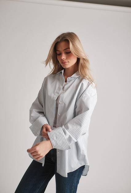 Julie Josephine Boxy Oversized Shirt Light Blue Stripe