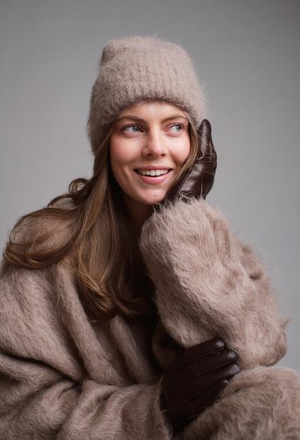 Toteme Alpaca Knit Beanie Truffle Melange