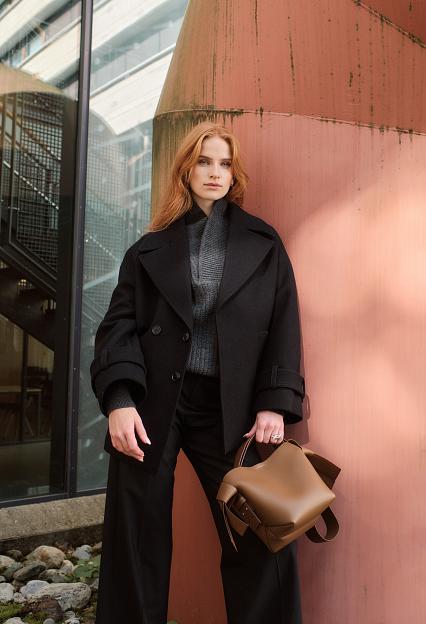 Victoria Beckham Oversized Pea Coat Black