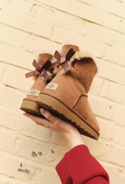 UGG W Mini Bailey Bow II Chestnut