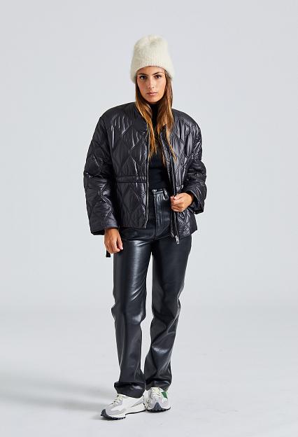 Shiny Quilt Jacket Black