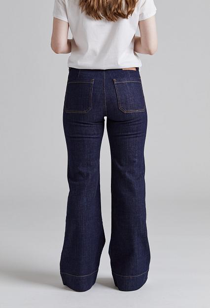 JEANERICA St Monica Low Blue Rinse
