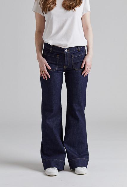 JEANERICA St Monica Low Blue Rinse