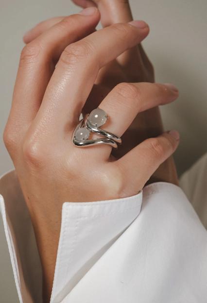 Josephine Studio Band Ring II Moonstone