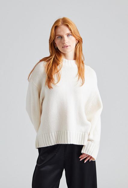 Julie Josephine Oversized Roundneck Sweater White