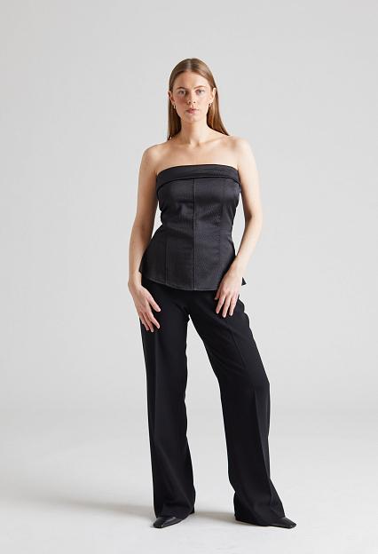 Once Untold Vesta Top Black 