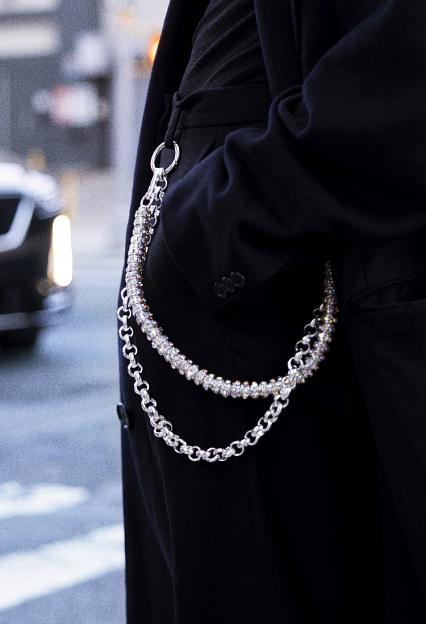 PEARL OCTOPUSS.Y Diamond Vampire Wallet Chain