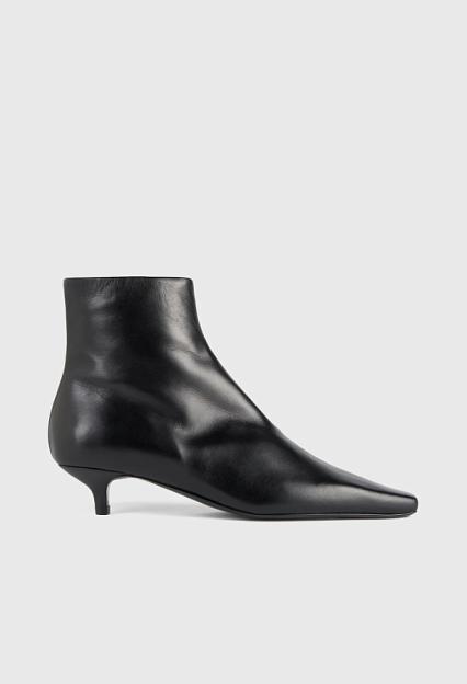 The Slim Ankle Boot Black