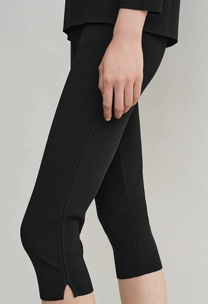 Toteme Compact Knit Capri Trousers Black 