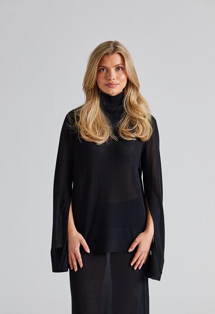 Toteme Slit Sleeve Turtleneck Black