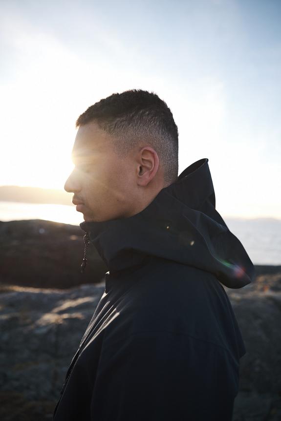 Blæst Helleren Coat Black-8
