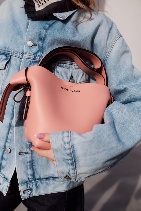 Acne Studios Musubi Mini Shoulder Bag Salmon Pink-7