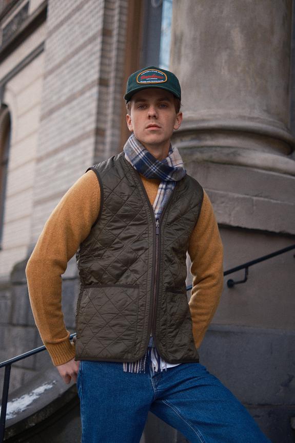 Barbour Polarquilt Waistcoat/Zip-In Liner Olive-9