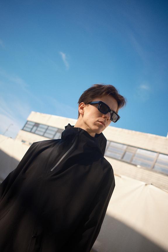 Blæst Aalesund Poncho Black-10
