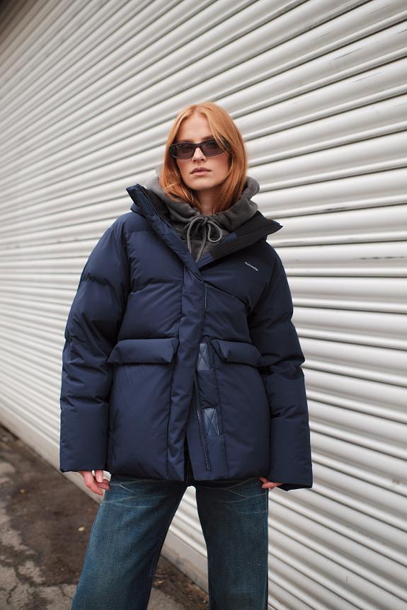 Holzweiler Besseggen Down Jacket Dk Navy