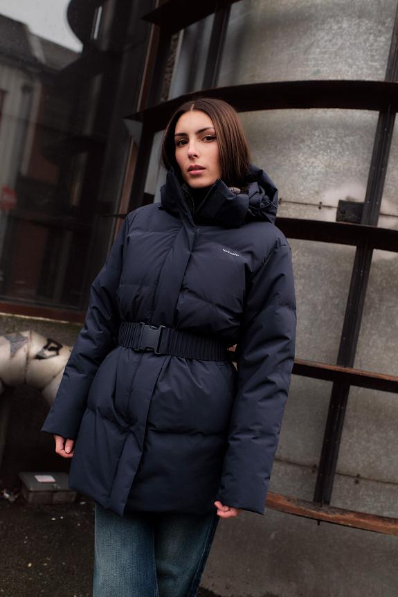 Holzweiler Besseggen Lt Down Jacket Dk Navy
