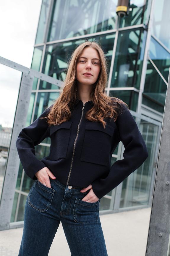 Scandinavian Edition Cut Navy Blue-5