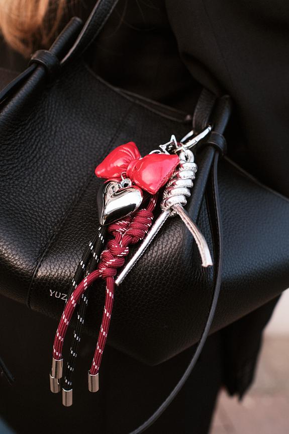 Sui Ava Red Mix Bag Charm