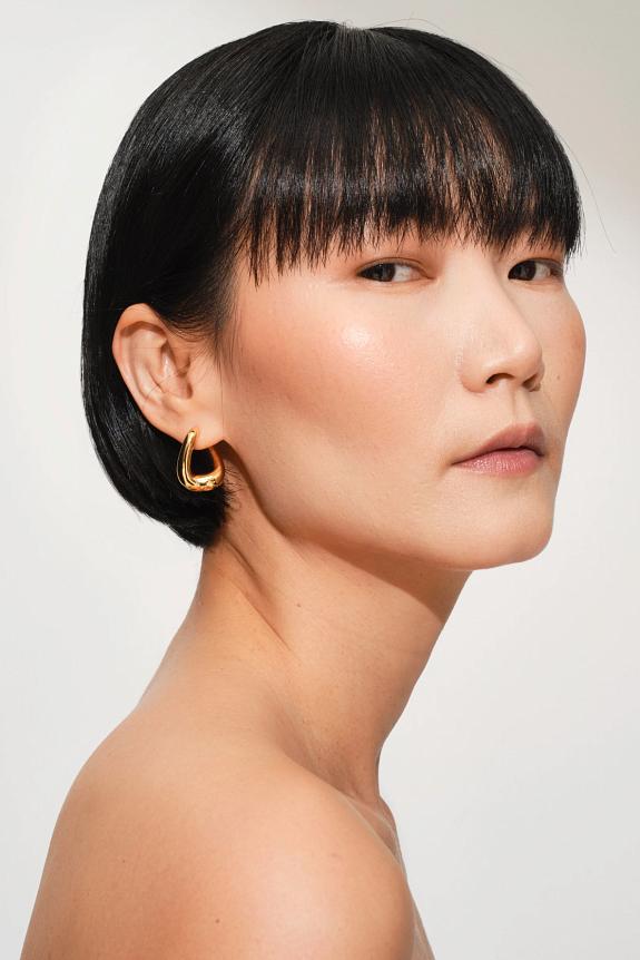 Tom Wood Twist Hoops Gold-1