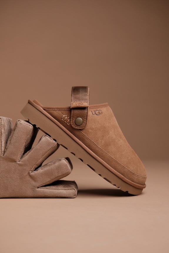 UGG M Goldencoast Clog II Chestnut-5