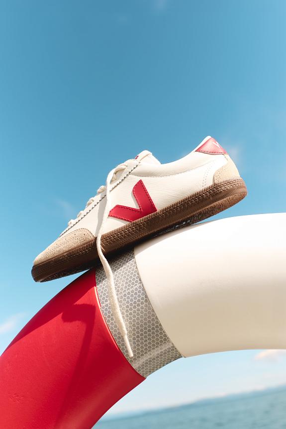 Veja Volley White Pekin Bark