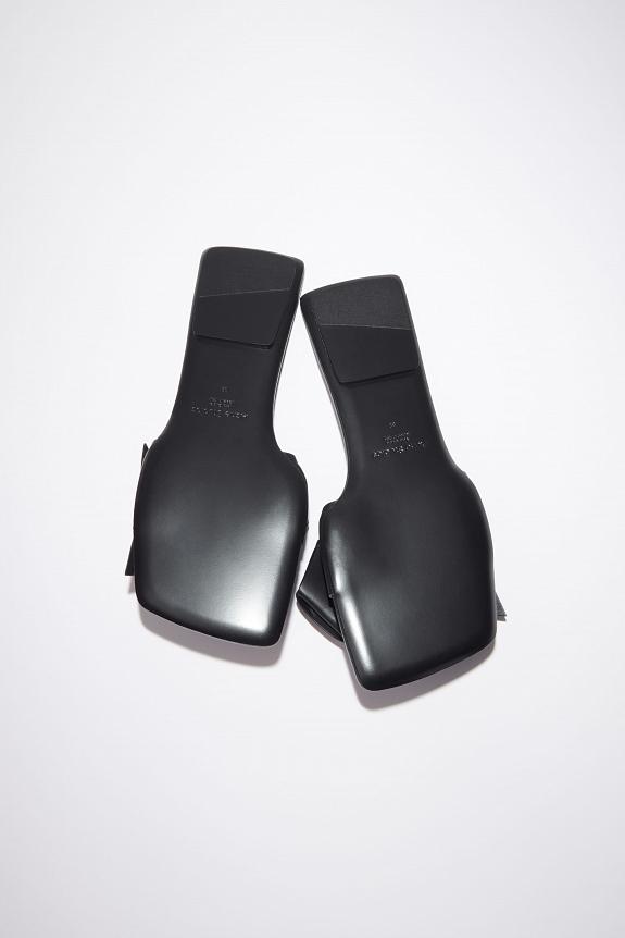 Acne Studios Musubi Leather Sandal Black FN-WN-SHOE000702-4