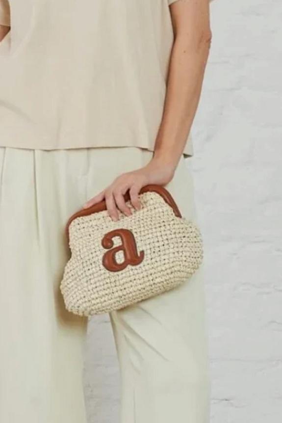 Arnie Says Raffia Clutch Beige-3