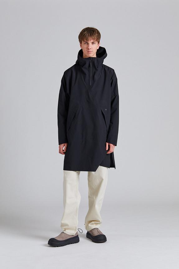 Blæst Aalesund Poncho Black