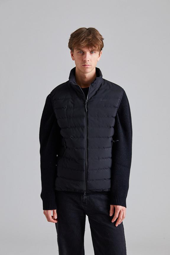 Blæst Emblem Ins Vest Black-3