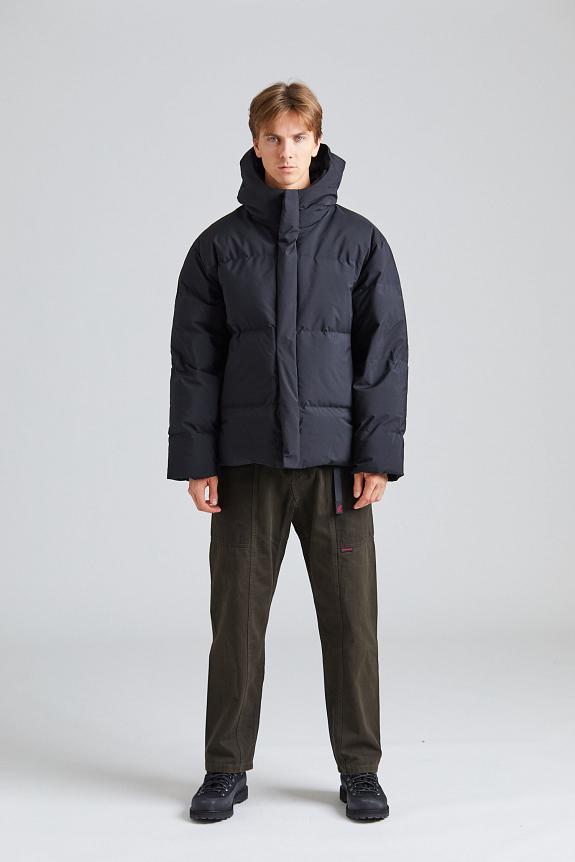 Blæst Grotli Down Jacket Black