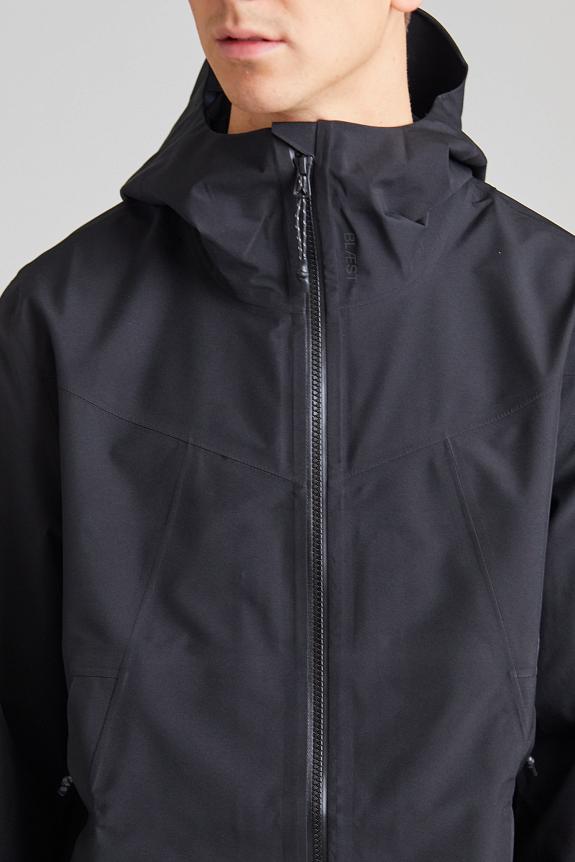 Blæst Helleren Coat Black-6