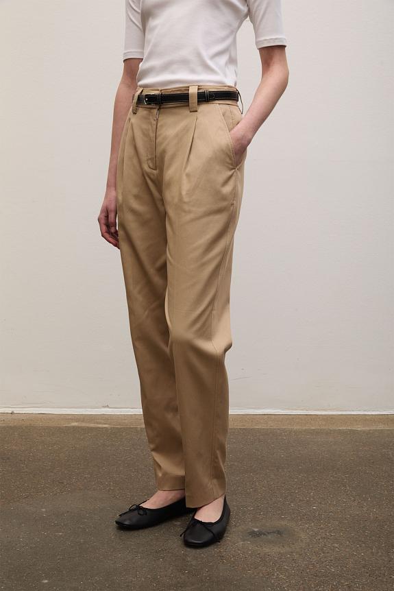 Julie Josephine Classic Twill Chino Beige 