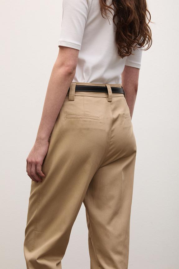 Julie Josephine Classic Twill Chino Beige 