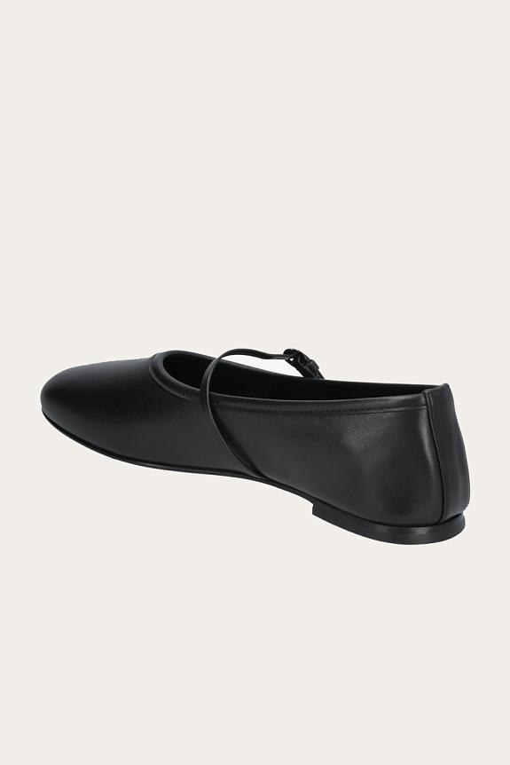 Dear Frances Winter Balla Flat Black