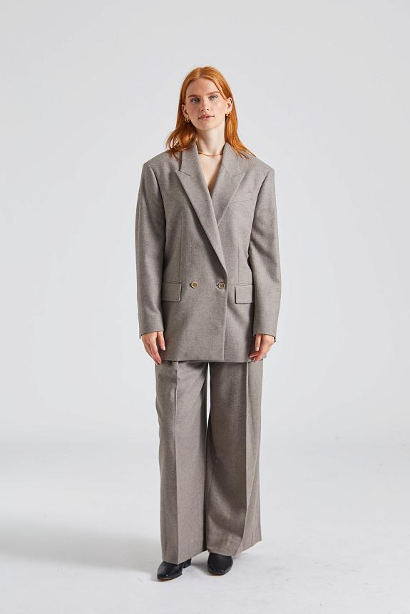 Filippa K Double Breasted Wide Pleated Suit Driftwood