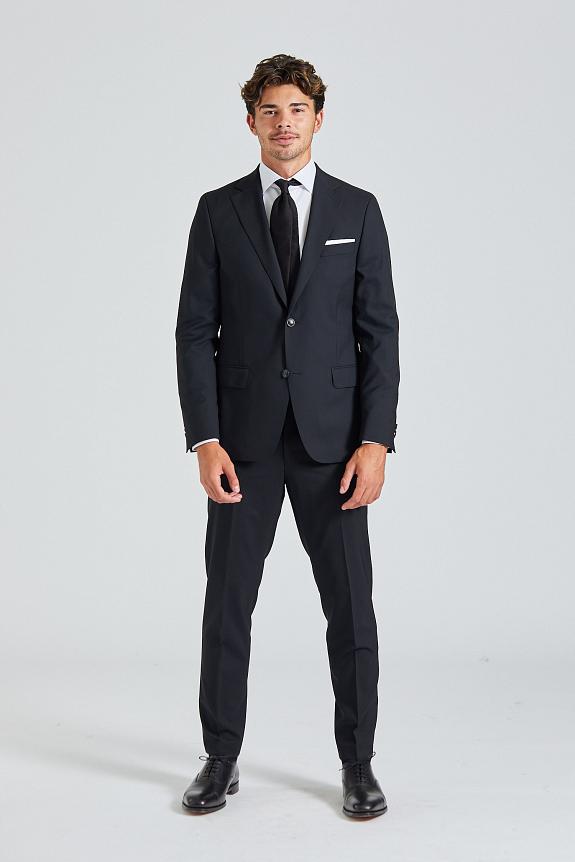 Oscar Jacobson Edmund Denz Suit Black