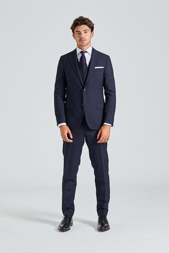 Oscar Jacobson Edmund Three Piece Suit Navy 