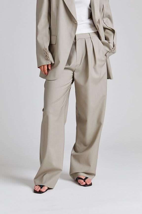 ENVELOPE1976 Arc Suit Pebble-6
