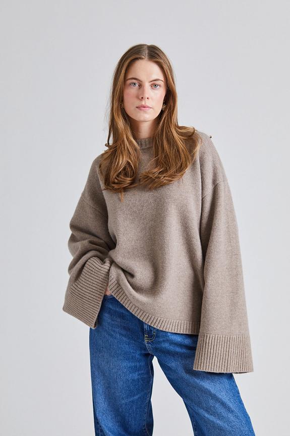 FWSS Cape Cod Sweater Wheat 