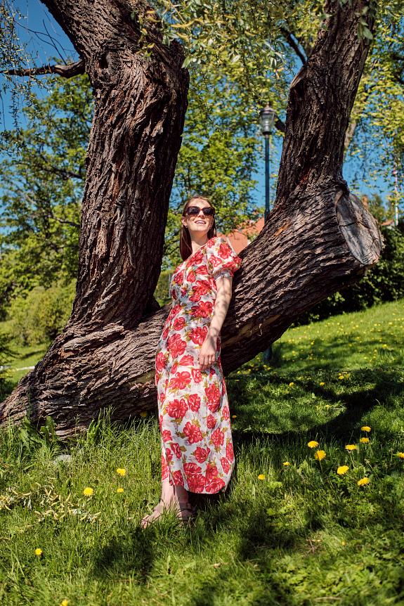 Faithfull The Brand Bellavista Midi Dress Isadora Floral Red
