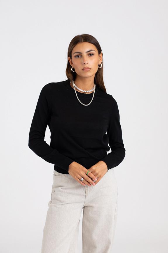 Merino R-Neck Sweater Black