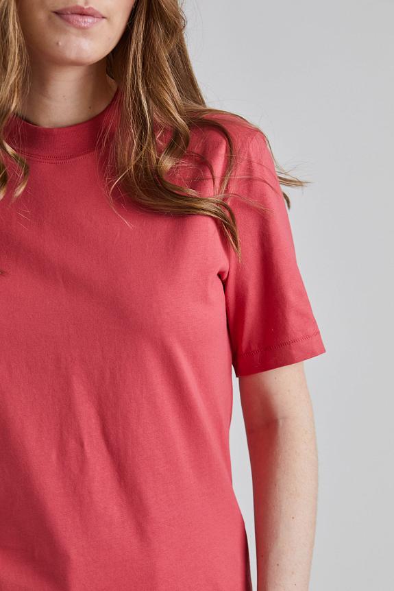 Filippa K Mock Neck Tee Light Raspberry 