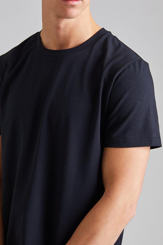 Filippa K Stretch Cotton Tee Black-2